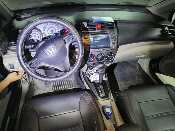 [武汉·鄂A] 二手本田锋范经典2012款 1.5L 自动精英版