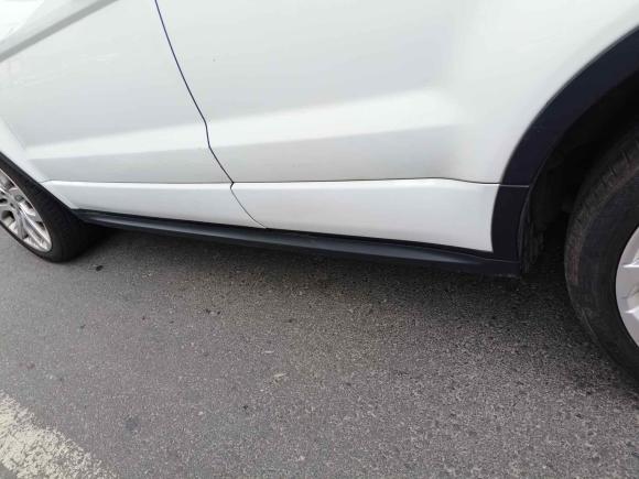 [青岛·鲁B] 二手路虎揽胜极光2014款 2.0T 5门耀动版