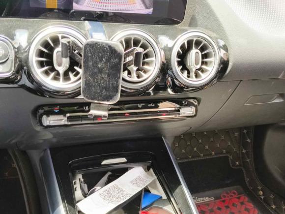 [上海·苏F] 二手奔驰奔驰GLA2020款 GLA 200