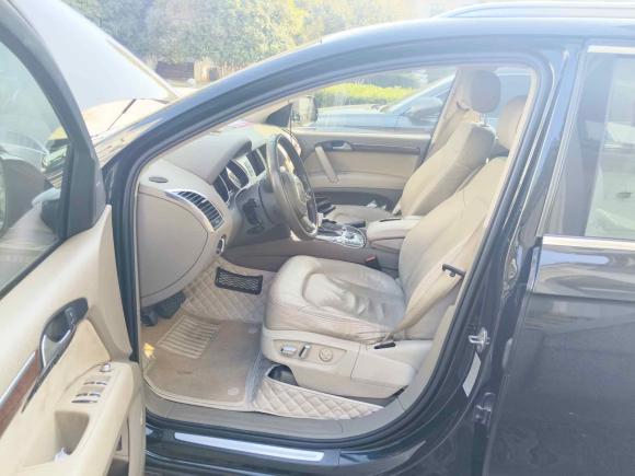 [南京·苏A] 二手奥迪奥迪Q72011款 3.0 TFSI 舒适型(200kW)