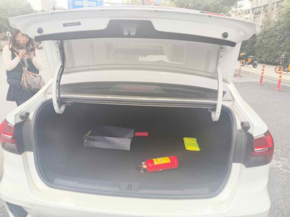 [杭州·苏U] 二手荣威荣威i52021款 1.5L CVT钻石版