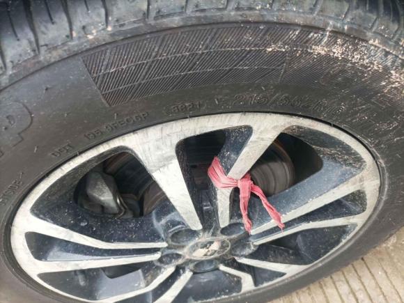 [义乌·贵H] 二手荣威荣威e5502016款 尊享版