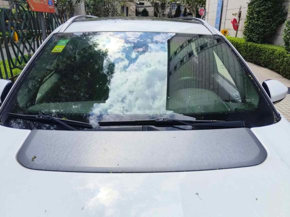 [上海·沪L] 二手路虎发现神行2015款 2.0T HSE LUXURY