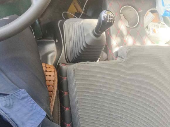 [青岛·鲁B] 二手福田祥菱M2018款 1.5L M2非承载双排后双胎(厢式)DAM15L