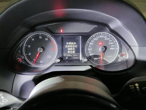 [成都·川A] 二手奥迪奥迪Q52017款 Plus 40 TFSI 进取型