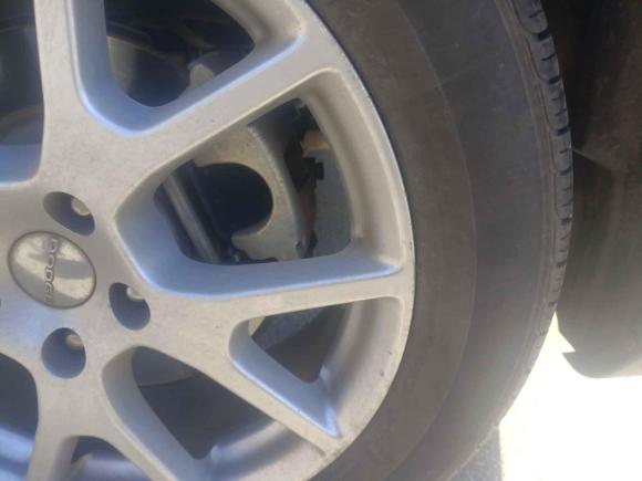 [青岛·鲁B] 二手道奇酷威2013款 2.4L 两驱尊尚版