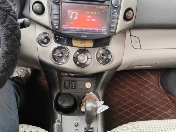 [成都·川T] 二手丰田RAV4荣放2010款 2.4L 自动豪华升级版