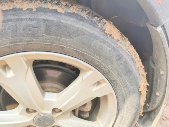 [武汉·鄂A] 二手哈弗哈弗H12016款 红标 1.5L 手动舒适型