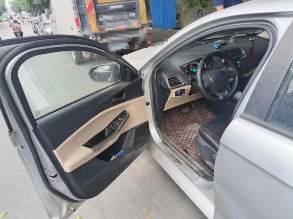 [佛山·豫R] 二手福特福睿斯2015款 1.5L 自动舒适型