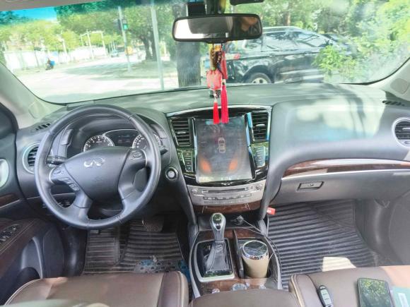 [上海·沪B] 二手英菲尼迪英菲尼迪QX602016款 2.5 S/C Hybrid 两驱卓越版 国V