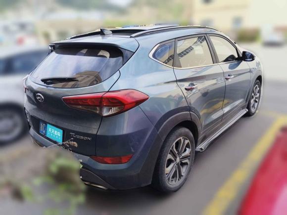 [温州·浙C] 二手现代途胜2015款 1.6T 双离合两驱领先型