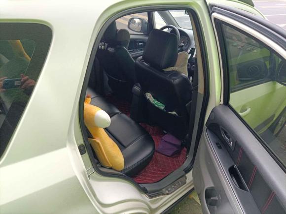 [无锡·苏B] 二手铃木天语 SX42009款 两厢 1.8L 自动运动型