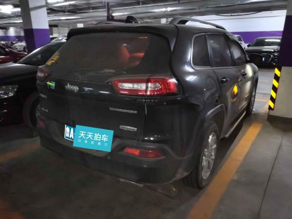 [济南·鲁A] 二手Jeep自由光2016款 2.4L 领先版