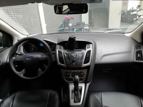 [佛山·粤E] 二手福特福克斯2012款 两厢 1.6L 自动舒适型