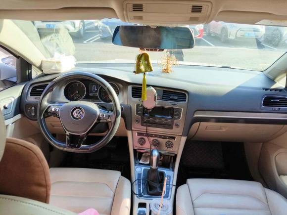 [上海·沪D] 二手大众高尔夫2015款 1.4TSI 自动豪华型