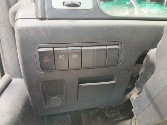 [武汉·鄂A] 二手江汽集团凌铃2014款 1.8T长轴版载重型双排4A1-68C43