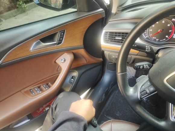 [上海·沪N] 二手奥迪奥迪A6L2018款 30周年年型 30 FSI 风尚型