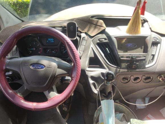 [无锡·苏B] 二手福特全顺2017款 2.0T柴油多功能商用车短轴低顶国IV