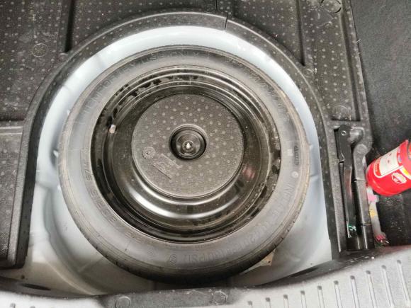 [无锡·苏B] 二手福特福克斯2017款 两厢 1.6L 手动舒适型智行版