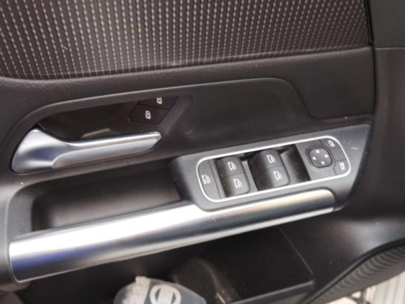 [深圳·赣H] 二手奔驰奔驰B级2020款 B 200 动感型