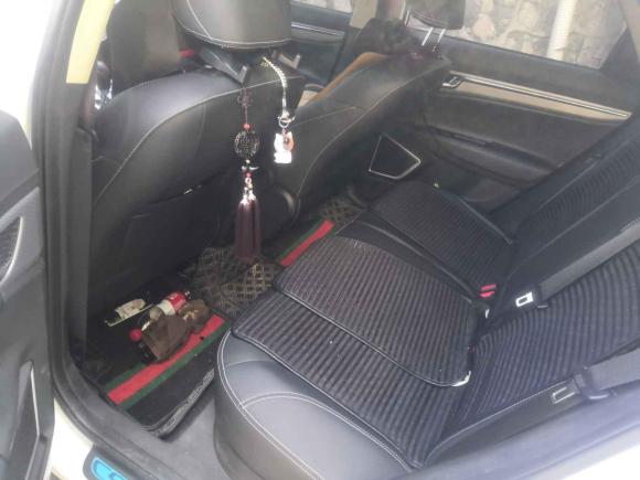 [广州·黑A] 二手吉利汽车帝豪GS2018款 领潮版 1.4T 自动领尚智联型