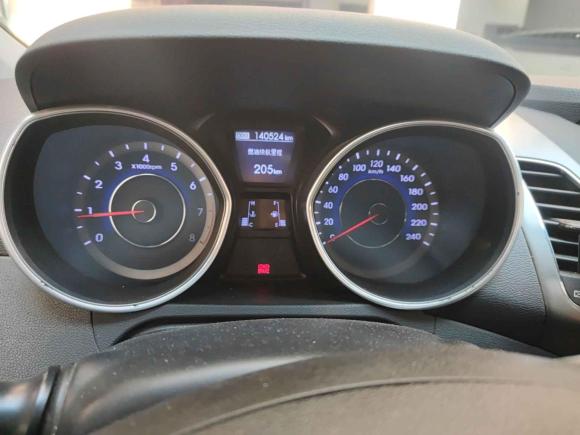 [南昌·赣A] 二手现代朗动2012款 1.6L 手动领先型