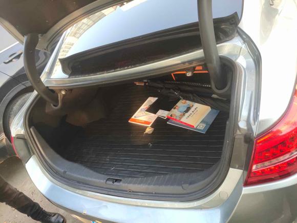 [苏州·鄂K] 二手红旗红旗H52018款 30TD 智联御动版