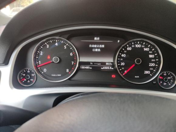 [南昌·赣A] 二手大众途锐2011款 3.0TSI 高配型