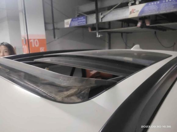 [青岛·鲁U] 二手宝马宝马X12010款 sDrive18i豪华型