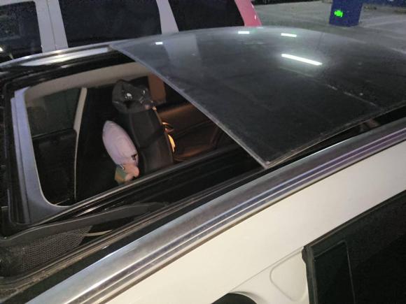 [成都·渝A] 二手奔驰奔驰GLA2016款 GLA 200 动感型