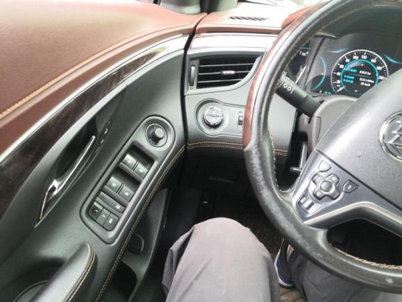 [上海·苏A] 二手别克君越2014款 2.0T SIDI 智享旗舰型