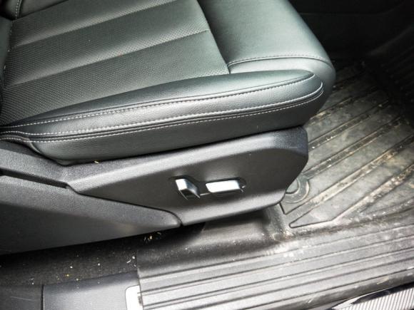 [深圳·粤B] 二手比亚迪唐2018款 2.0T 自动智联尊荣型 7座 国V