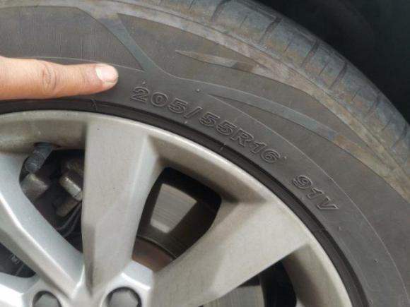 [上海·沪A] 二手荣威荣威i6新能源2017款 45T 混动互联智享版