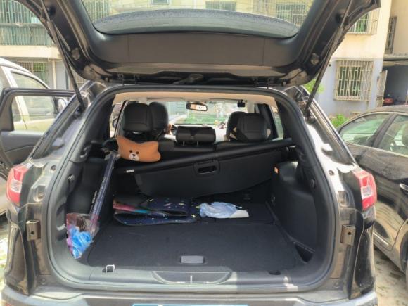 [上海·沪D] 二手Jeep自由光2017款 2.0L 优越版