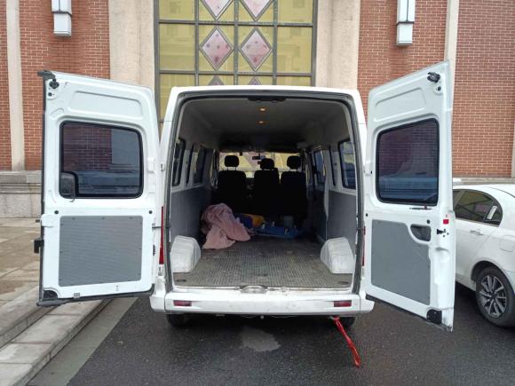 [无锡·苏B] 二手上汽大通MAXUS上汽大通MAXUS 新途V802021款 2.0T 手动经典傲运通127PS中轴中顶6/7/8/9座