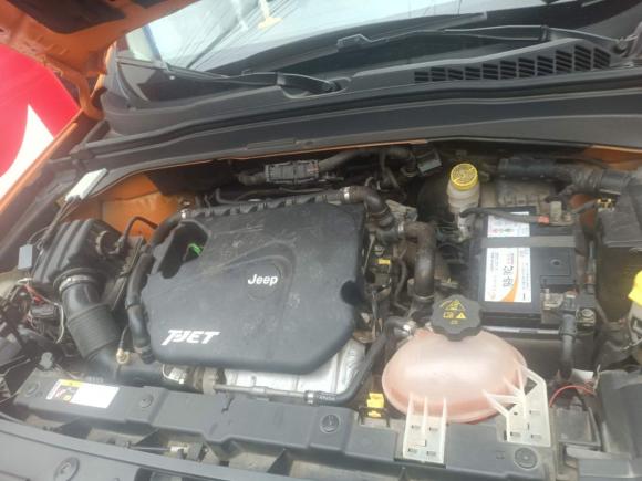 [武汉·鄂A] 二手Jeep自由侠2017款  180T 自动劲能版