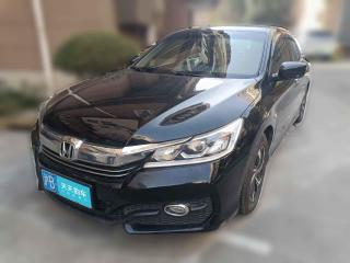 本田雅阁2016款2.0L精英版