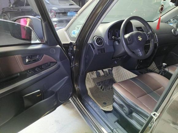 [武汉·鄂A] 二手铃木天语 SX42012款 1.6L 手动锐骑型