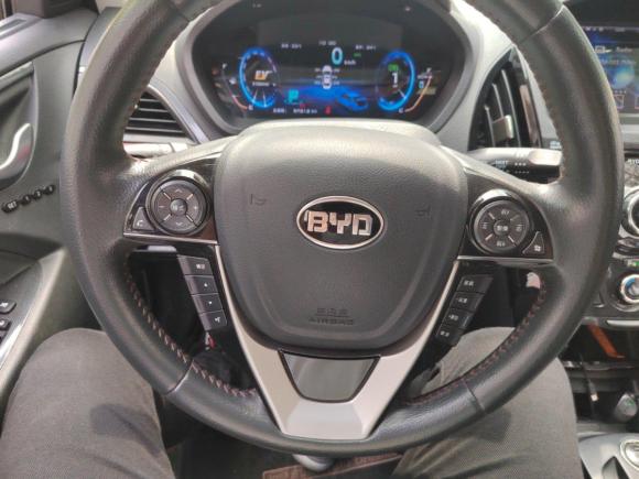 [上海·沪B] 二手比亚迪秦新能源2014款 1.5T 酷黑骑士旗舰型