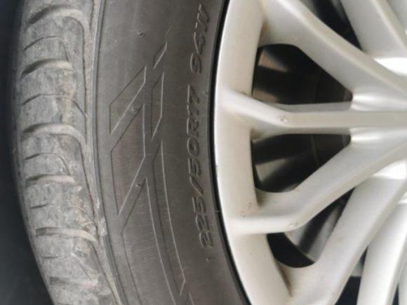 [上海·沪A] 二手奥迪奥迪A4L2015款 35 TFSI 自动舒适型