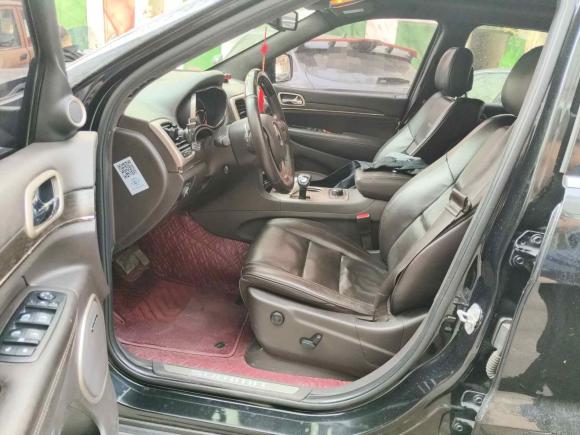 [济南·鲁A] 二手Jeep大切诺基2014款 3.0L 旗舰尊悦版