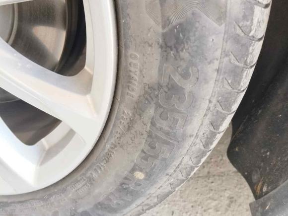 [南京·苏A] 二手凯迪拉克凯迪拉克XT42021款 28T 两驱技术型