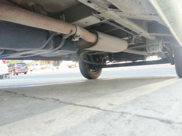 [上海·皖B] 二手上汽大通MAXUS新途V802020款 2.5T 手动经典城配王短轴中顶2/3座