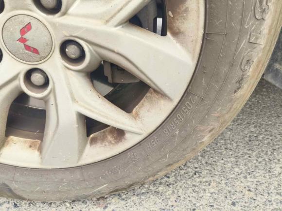 [义乌·浙G] 二手五菱汽车五菱宏光S32019款 1.5L 手动标准型 国VI