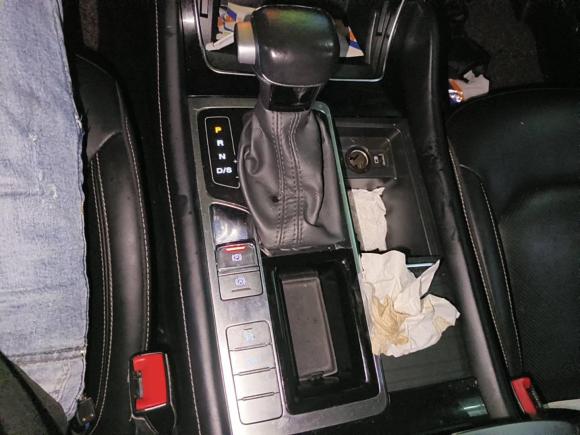 [苏州·苏E] 二手荣威荣威RX82018款 30T 两驱旗舰版