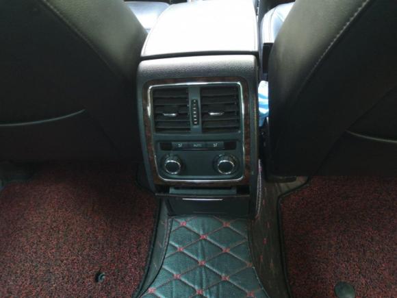 [上海·沪N] 二手大众帕萨特2011款 1.8TSI DSG御尊版