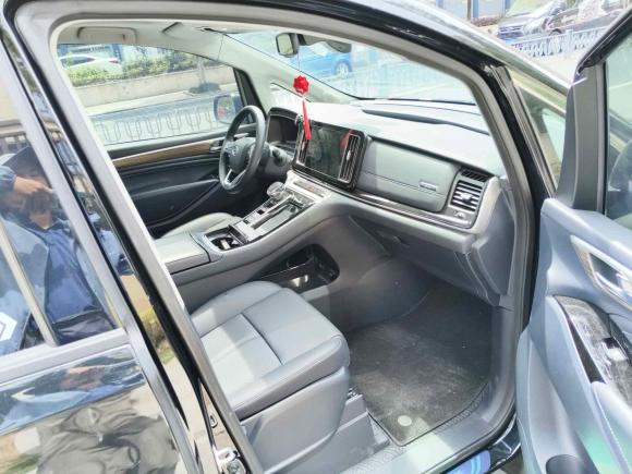 [杭州·浙A] 二手广汽传祺传祺M82023款 领秀系列 390T 尊贵版