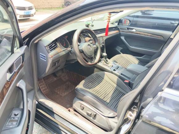 [青岛·鲁B] 二手大众迈腾2017款 330TSI DSG 豪华型