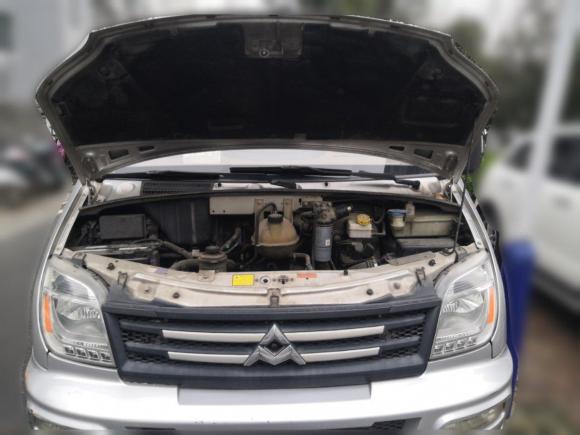 [合肥·皖A] 二手上汽大通MAXUS上汽大通MAXUS V802011款 2.5T 短轴中顶尊杰版