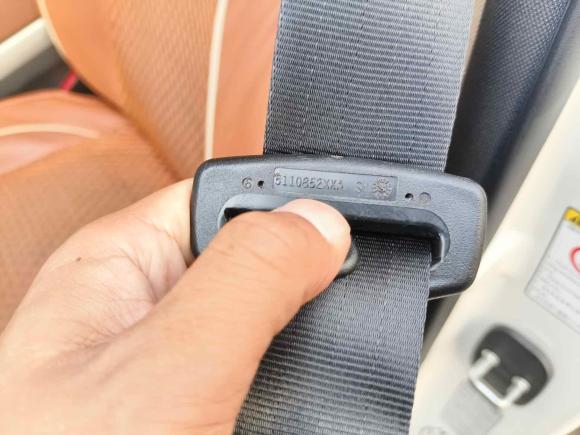 [武汉·鄂A] 二手哈弗哈弗H82015款 2.0T 两驱豪华型